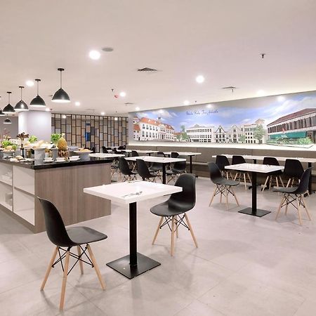 Azana Style Hotel Bandara Jakarta Tangerang Exterior photo